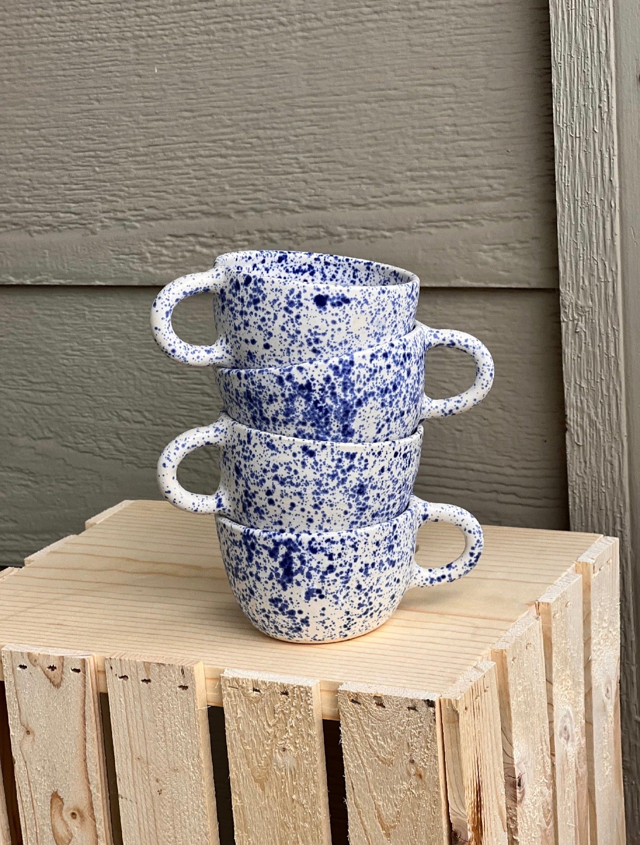 Cappuccino mug - speckled blue