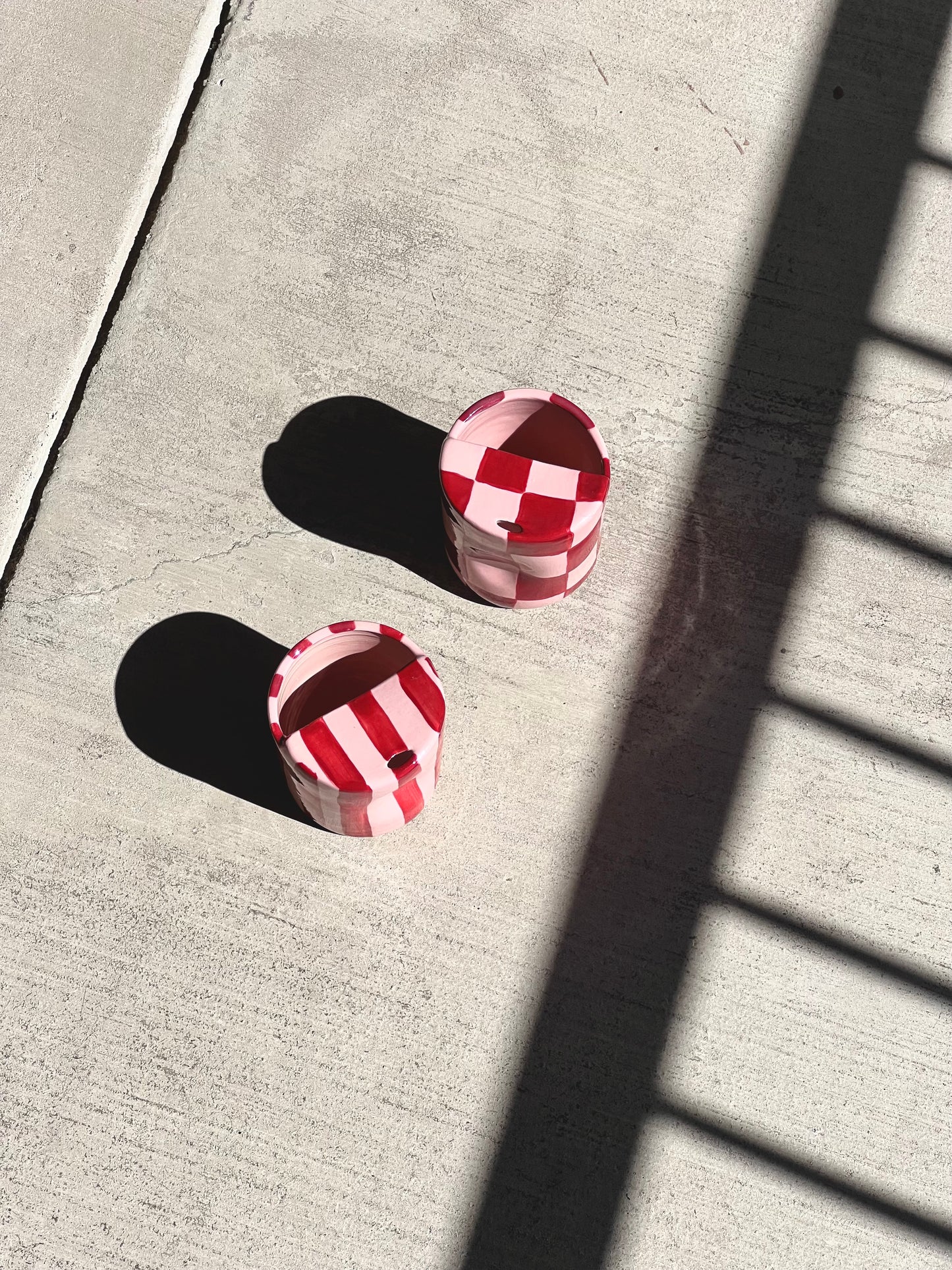checkered to-go cup