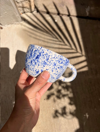 Cappuccino mug - speckled blue