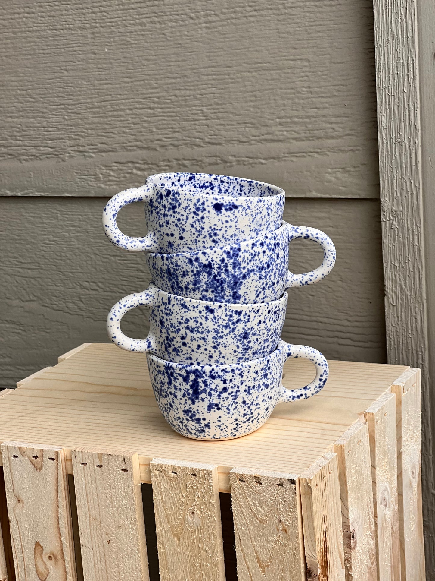 Cappuccino mugs - blue specks