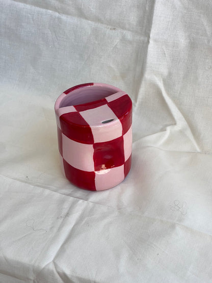 checkered to-go cup